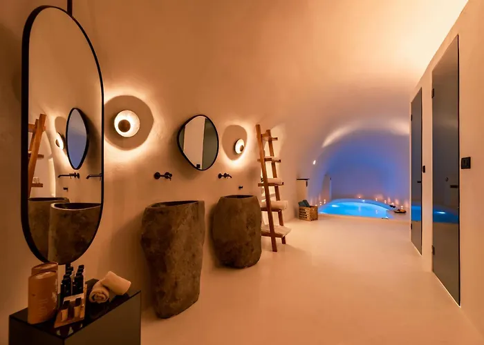 Twenty One Villa Oia