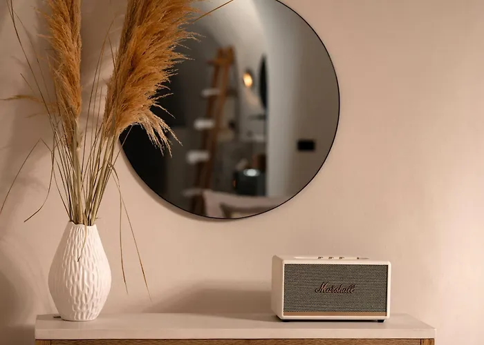 Villa Twenty One Oia (Santorini)