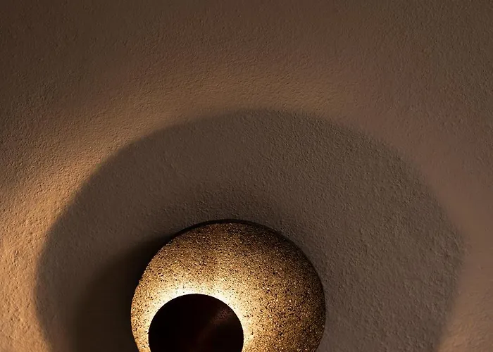 Twenty One * Oia (Santorini)