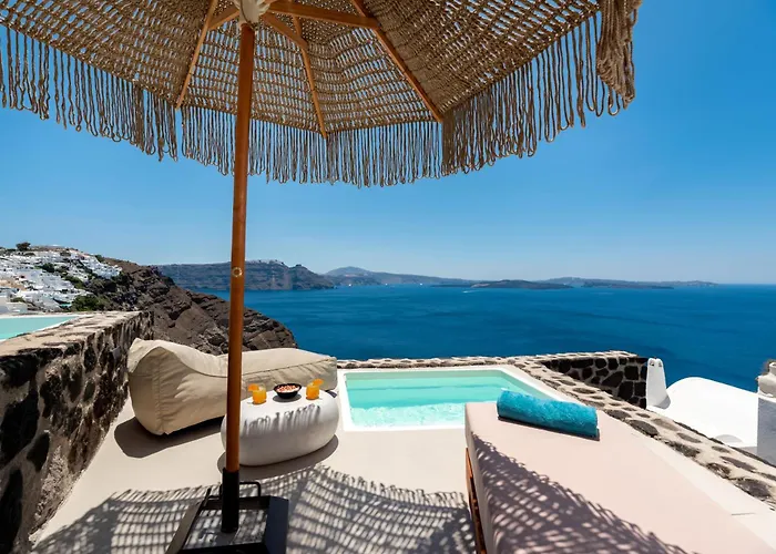 Twenty One Oia (Santorini)